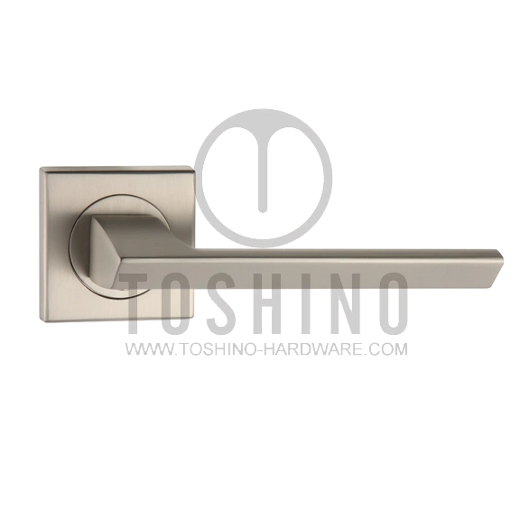 Zinc Alloy Door Lock Handle on Square Rosettes (153.12370)